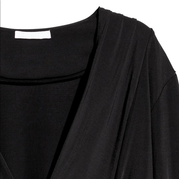 H&M Draped Bodysuit - Black ๐ฑ - Picture 2 of 5